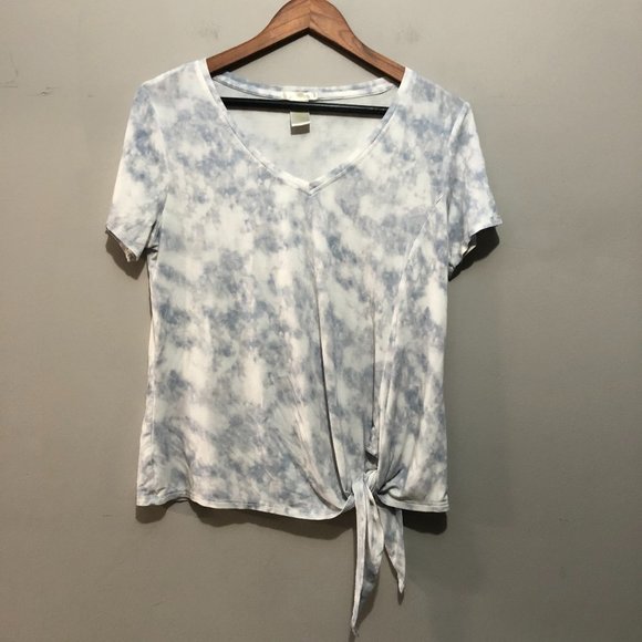 Matty M Vneck Short Sleeve Tie Front Tee Blue/White Tie Dye Medium - Picture 3 of 9